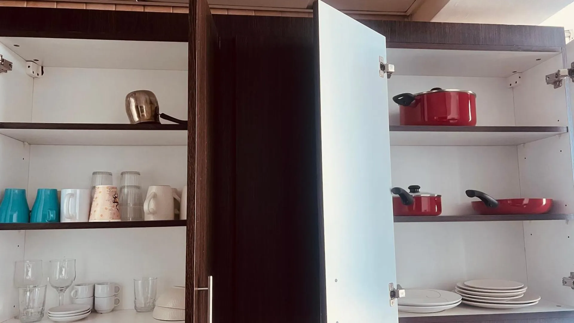 Panoramic Sea View Studio Abu Dhabi Apartment