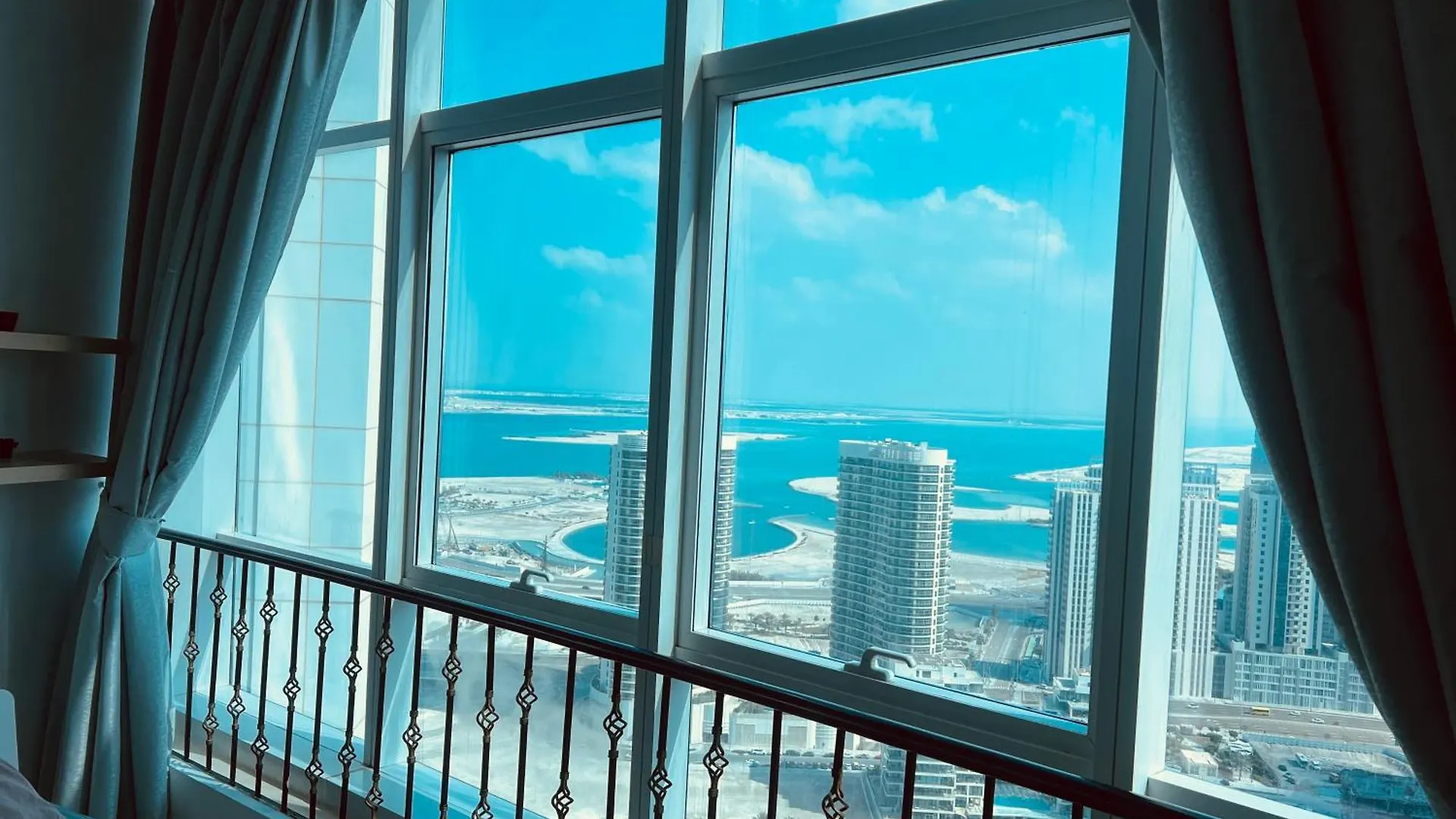 Panoramic Sea View Studio Abu Dhabi 0*,  Emirados Árabes Unidos
